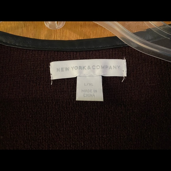 New York & Co Sweater L/XL belted waist - Picture 6 of 8